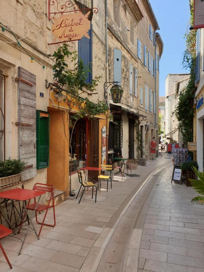 Les Estrelles Apartment Saint-Rémy-de-Provence Екстериор снимка